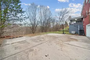 1229 Holy Cross Dr, Monroeville, PA 15146 - Photo 36