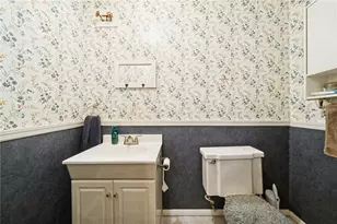 1229 Holy Cross Dr, Monroeville, PA 15146 - Photo 32