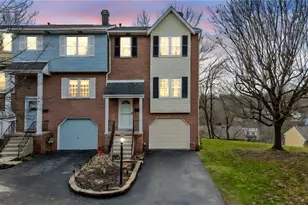 1618 Calico Ct, Bethel Park, PA 15102 - Photo 2