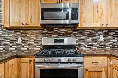 910 Colonial Manor Rd, North Huntingdon, PA 15642 - Photo 12