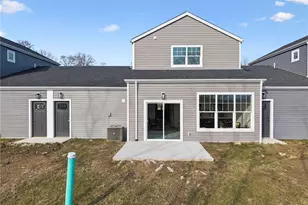 2213 Lebanon Dr, Elizabeth Twp/Boro, PA 15135 - Photo 2