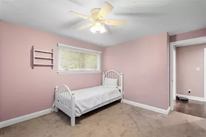 2455 Berkshire Dr, Pittsburgh, PA 15241 - Photo 18