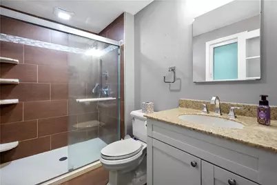 2455 Berkshire Dr, Pittsburgh, PA 15241 - Photo 14