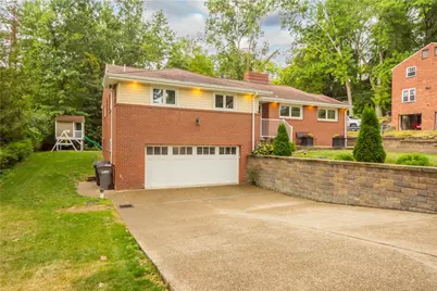 2455 Berkshire Dr, Pittsburgh, PA 15241 - Photo 2