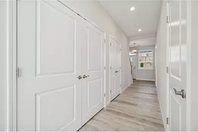 2217 Lebanon Dr, Elizabeth Twp/Boro, PA 15135 - Photo 4