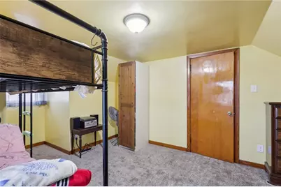 422 Mifflin St, West Mifflin, PA 15122 - Photo 28