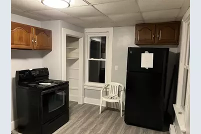 110 Chestnut St #C, Jeannette, PA 15644 - Photo 12