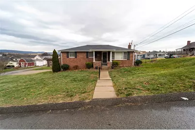 199 Spruce Street, Mount Pleasant Township, PA 15666 - Photo 2