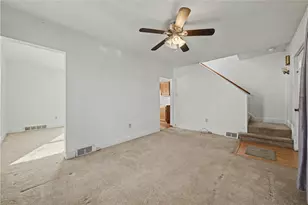 1807 McMinn St, Aliquippa, PA 15001 - Photo 6