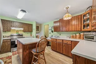 982 Braddock Rd, Pittsburgh, PA 15221 - Photo 10