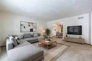 536 Lori Dr, Allegheny Township, PA 15656 - Photo 4