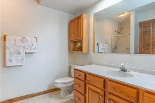 536 Lori Dr, Allegheny Township, PA 15656 - Photo 12