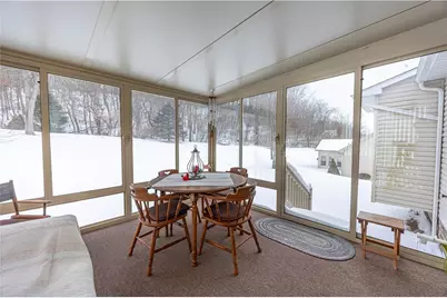 536 Lori Dr, Allegheny Township, PA 15656 - Photo 10