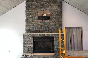 989 Blackhawk Rd, Beaver Falls, PA 15010 - Photo 10