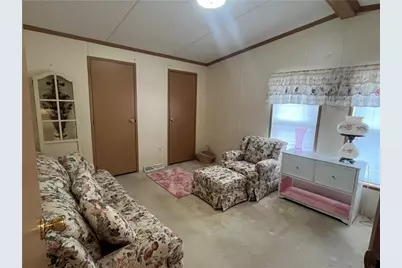 35 Emerald Dr, Pine Township, PA 16127 - Photo 10