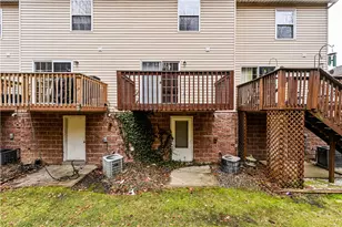 521 Bush Way, Greensburg, PA 15601 - Photo 4