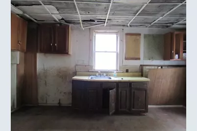 1000 Davis Street, Aliquippa, PA 15001 - Photo 6
