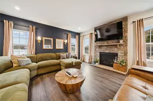 7106 Gio Dr, North Huntingdon, PA 15642 - Photo 4