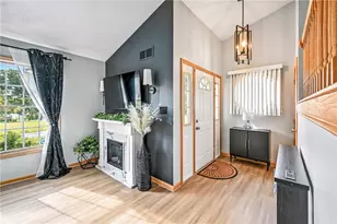 723 Rollinson Rd, Hermitage, PA 16148 - Photo 6