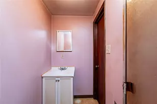 237 Melrose Dr, New Stanton, PA 15672 - Photo 22