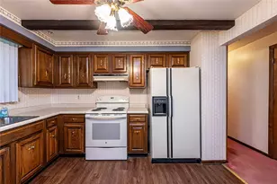 237 Melrose Dr, New Stanton, PA 15672 - Photo 10