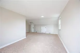 415 Charlotte Dr, Pittsburgh, PA 15236 - Photo 16