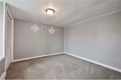 2625 Oakhill Dr, South Park, PA 15129 - Photo 10