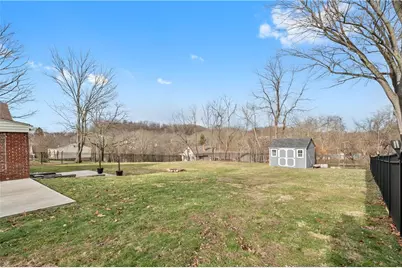 2625 Oakhill Dr, South Park, PA 15129 - Photo 28