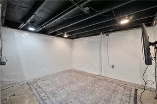 2625 Oakhill Dr, South Park, PA 15129 - Photo 22