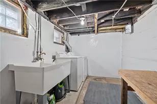 2625 Oakhill Dr, South Park, PA 15129 - Photo 24