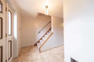 209 Video Dr, Munhall, PA 15120 - Photo 18