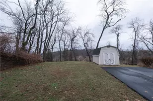 209 Video Dr, Munhall, PA 15120 - Photo 30