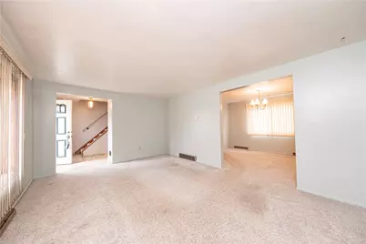 209 Video Dr, Munhall, PA 15120 - Photo 10