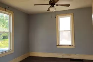 917 Mapletown Rd, Mapletown, PA 15338 - Photo 2