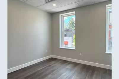 422 Walnut St #2, Sewickley, PA 15143 - Photo 6
