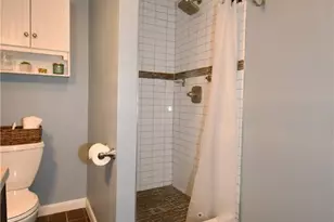 2131 Swallow Hill Rd, Scott Township, PA 15220 - Photo 20