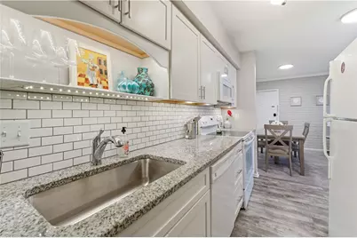 1110 Chatham Park Dr #E, Scott Township, PA 15216 - Photo 34