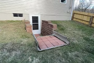 313 Linwood Dr, Evans City, PA 16033 - Photo 22