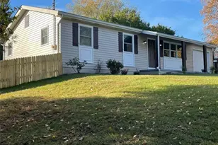 313 Linwood Dr, Evans City, PA 16033 - Photo 2