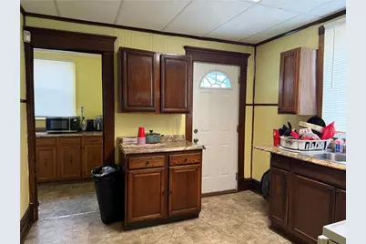 304 Spruce Avenue, Sharon, PA 16146 - Photo 8