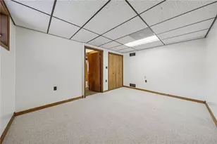 12219 Roth Dr, North Huntingdon, PA 15642 - Photo 32