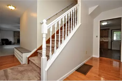 137 Vine St, Canonsburg, PA 15317 - Photo 6