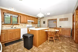 137 Vine St, Canonsburg, PA 15317 - Photo 10