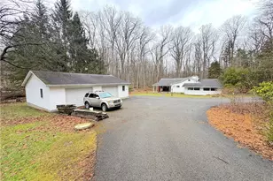 671 Solomon Temple Rd, Unity Township, PA 15650 - Photo 2