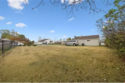 10885 Carlson Dr, North Huntingdon, PA 15642 - Photo 22