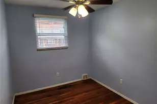 1156 N Wheeler Dr, Pittsburgh, PA 15208 - Photo 8