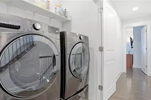 1750 Waterfront Pl, Downtown Pgh, PA 15222 - Photo 30