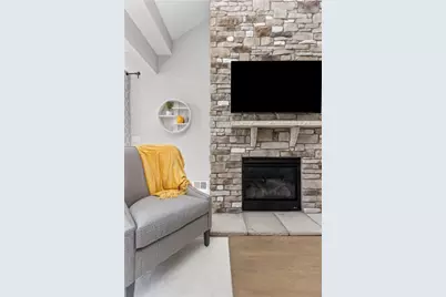 138 Independence Drive #105C, Jefferson Township, PA 16023 - Photo 10