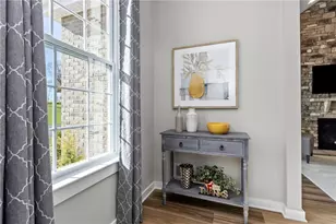 138 Independence Dr, Jefferson Township, PA 16023 - Photo 8