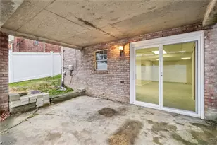 2007 Garrick Dr, Pittsburgh, PA 15235 - Photo 38